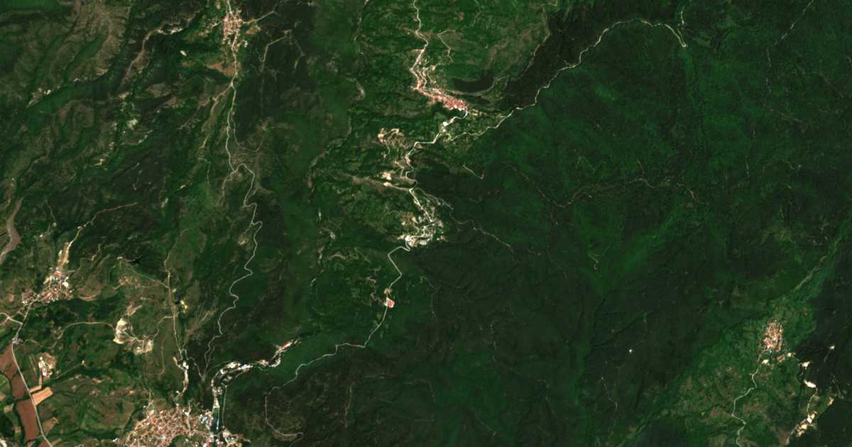 Carte satellite de Leshten