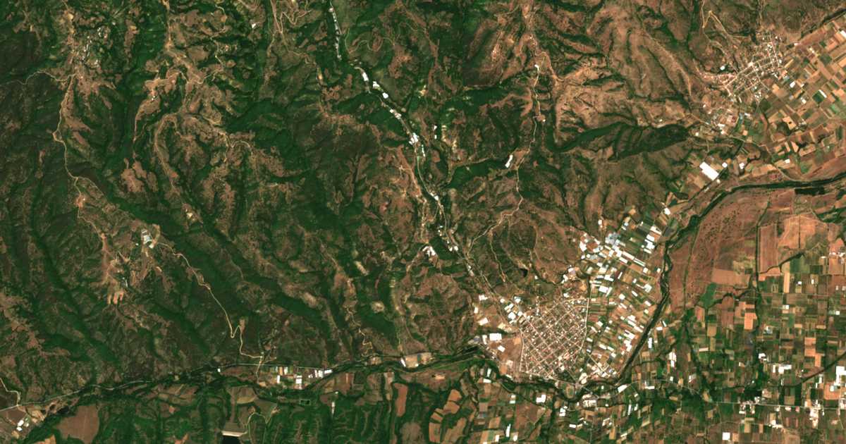 Carte satellite de Mendovo