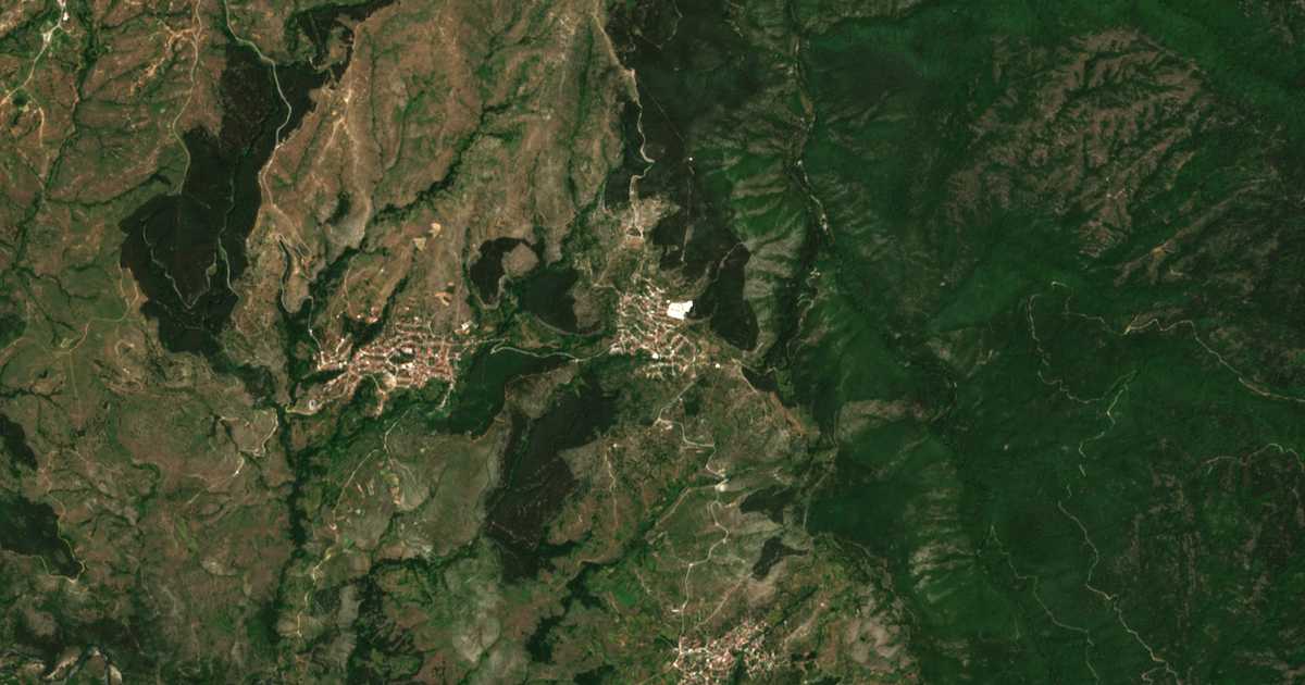 Carte satellite de Tuhovishta