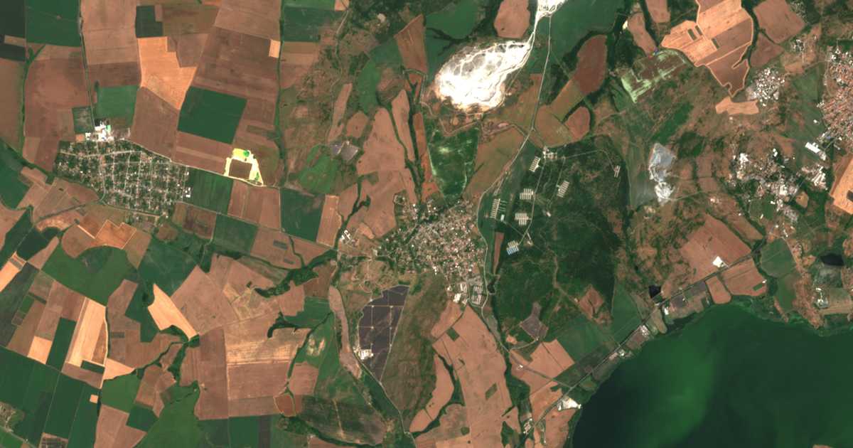 Carte satellite de Černi Vrǎh