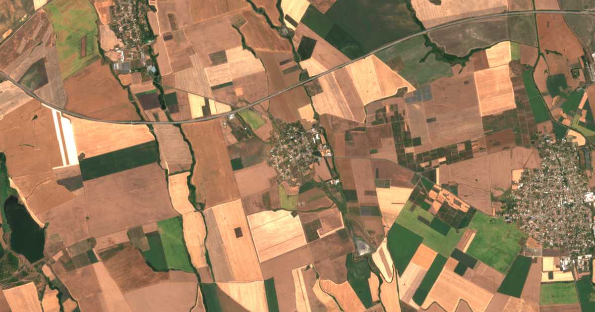 Carte satellite de Krastina