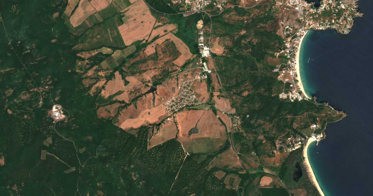 Carte satellite de Ravadinovo