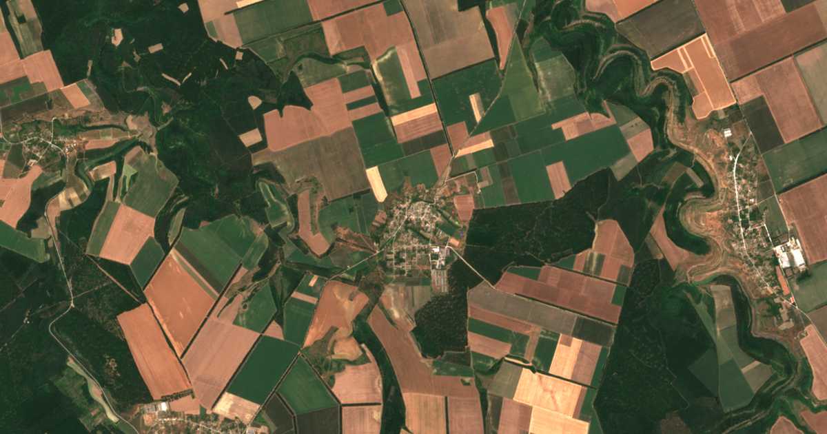 Carte satellite de Černa