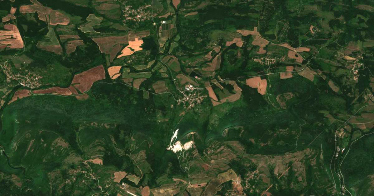 Carte satellite de Skalsko