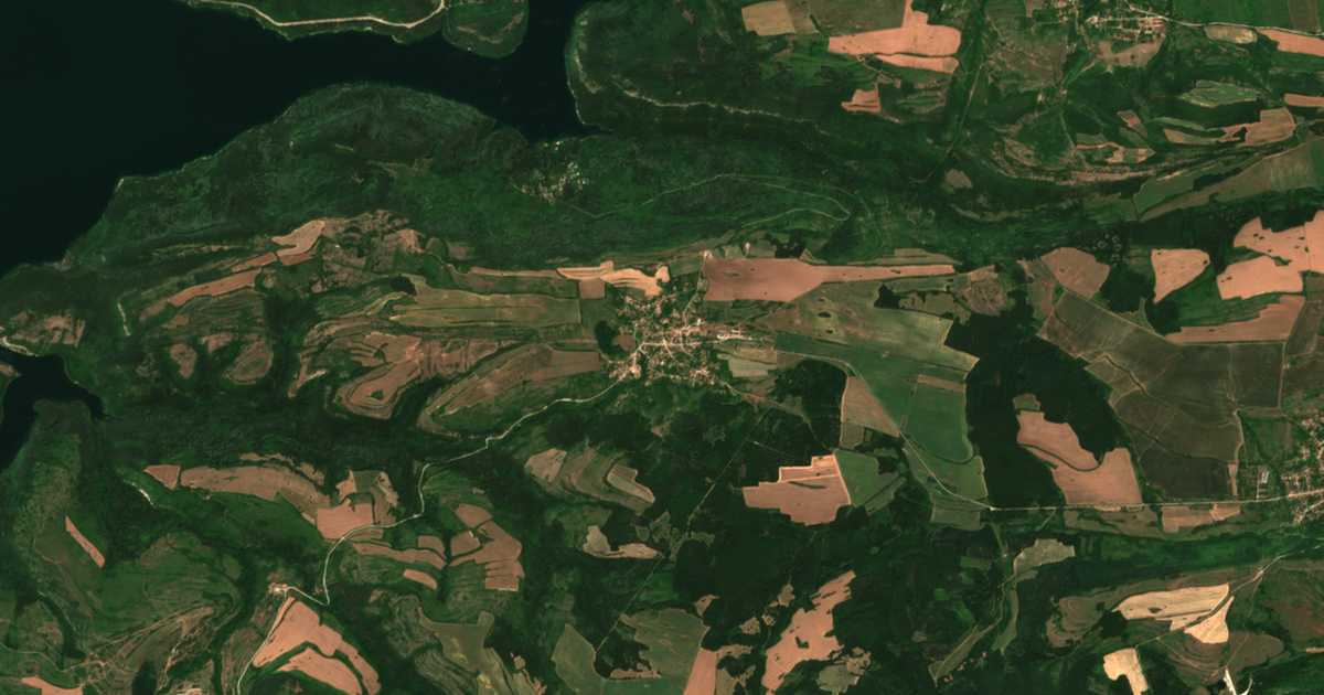Carte satellite de Mladen