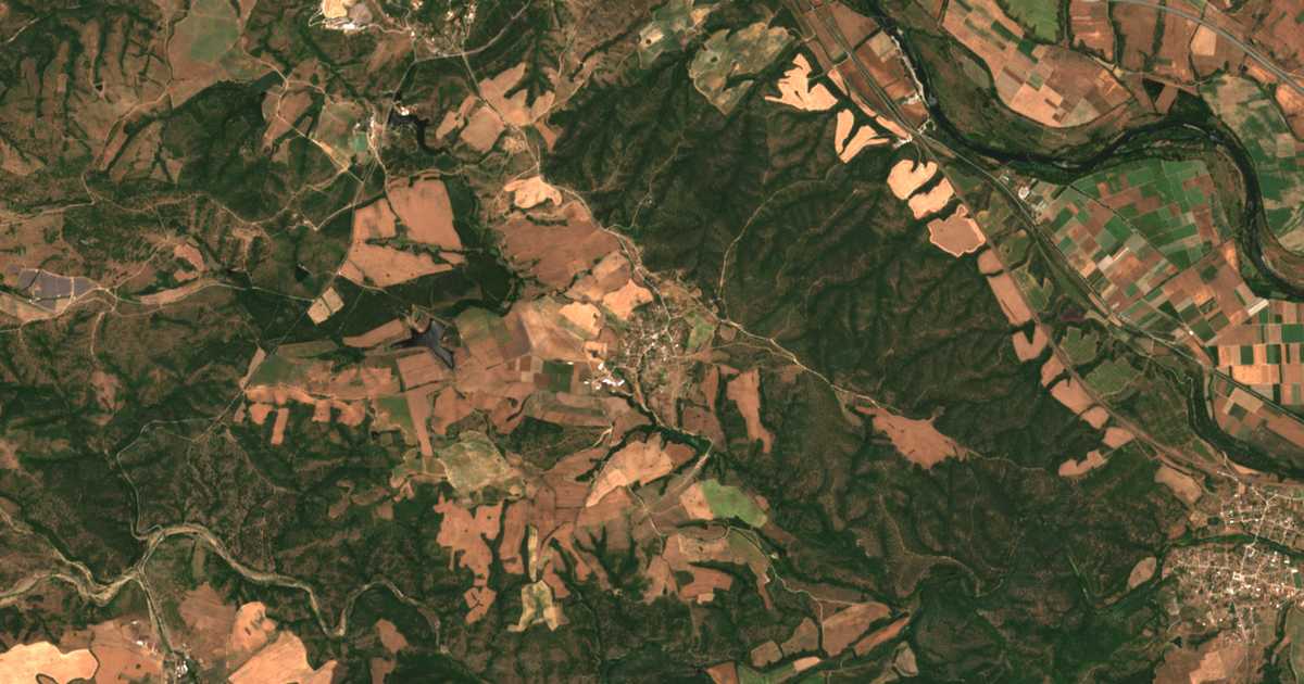 Carte satellite de Nadezhden