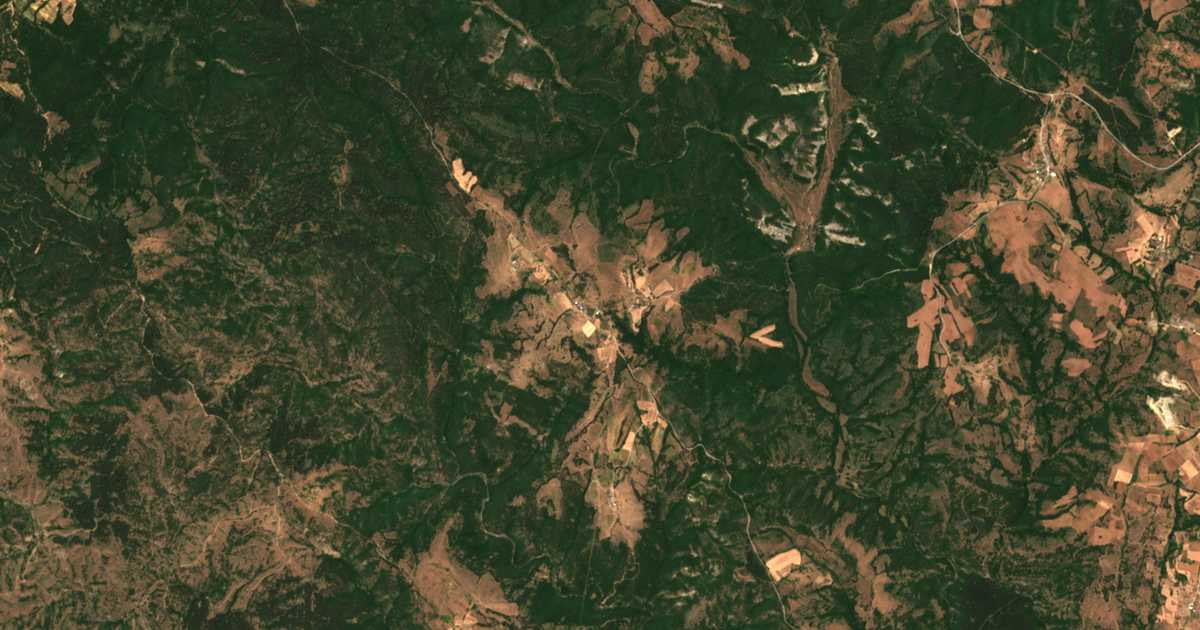 Carte satellite de Konnitsi