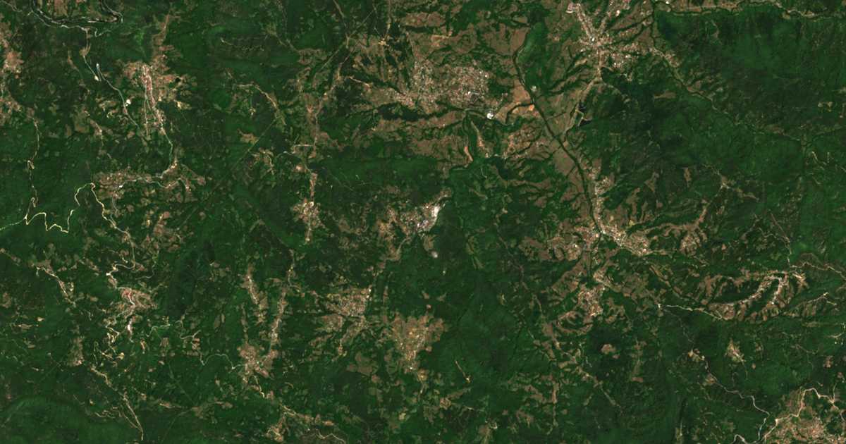 Carte satellite de Enyovche