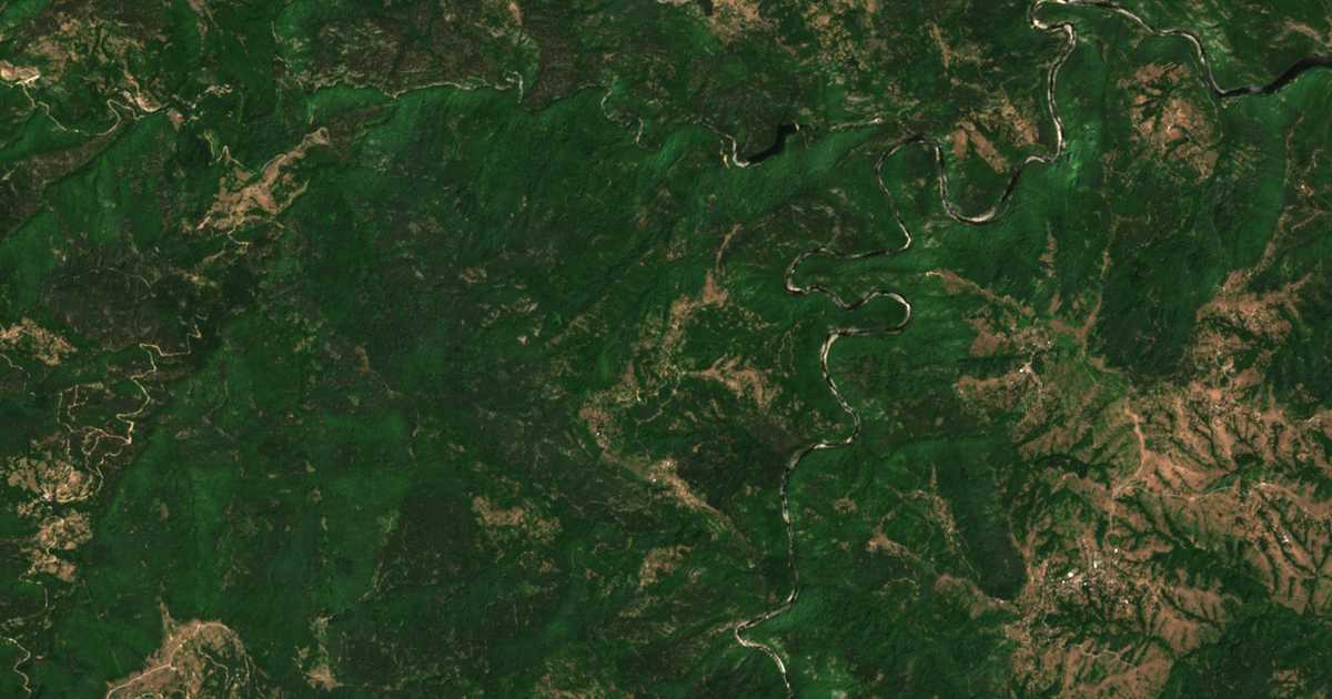 Carte satellite de Lyubino