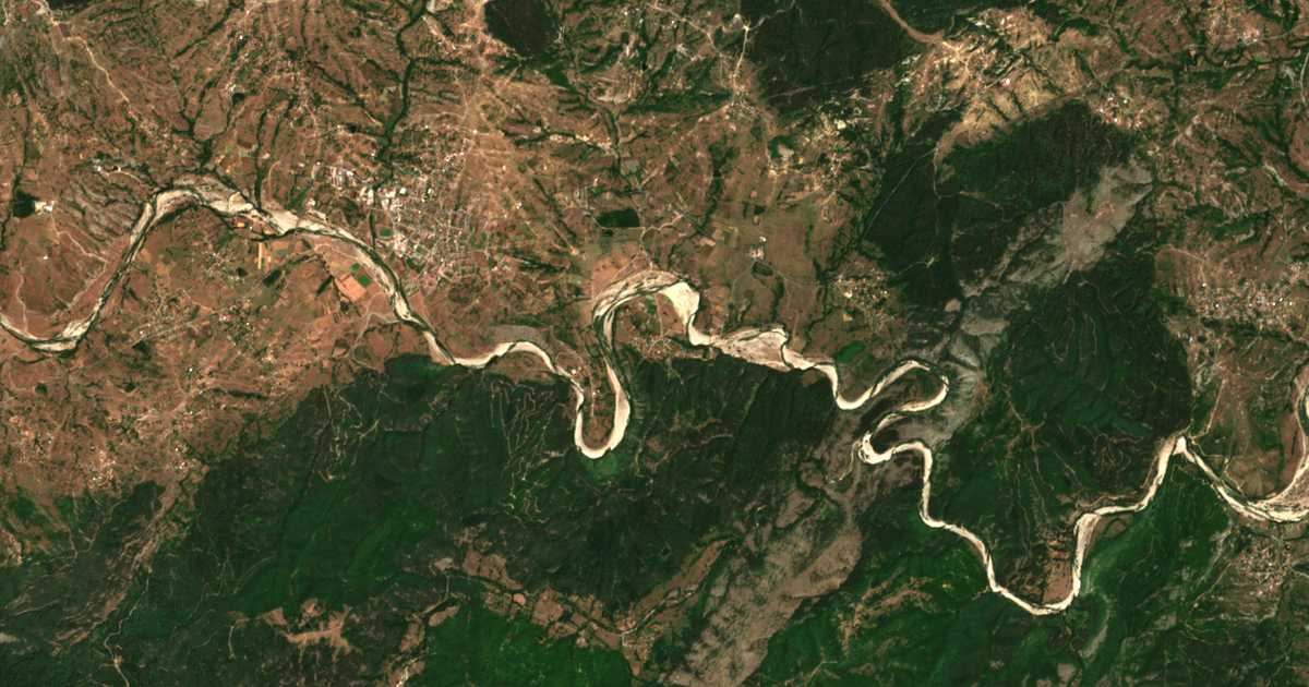 Carte satellite de Erovete