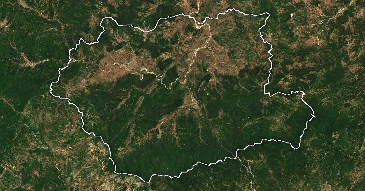 Image satellite avec la limite tracée: Kirkovo