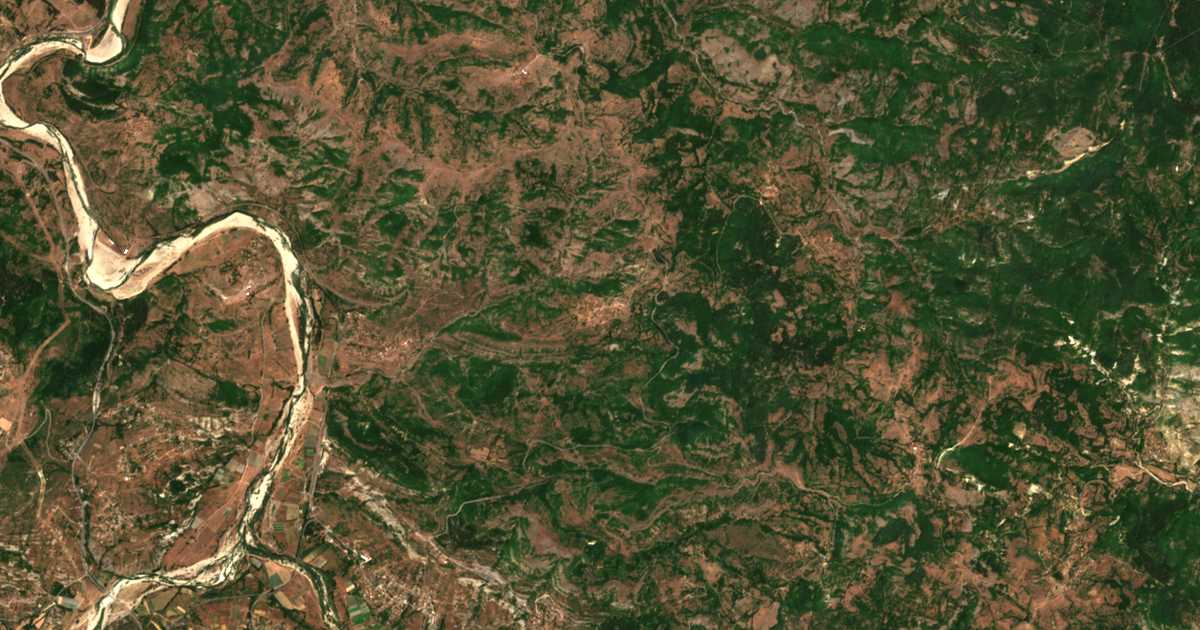 Carte satellite de Svetlen