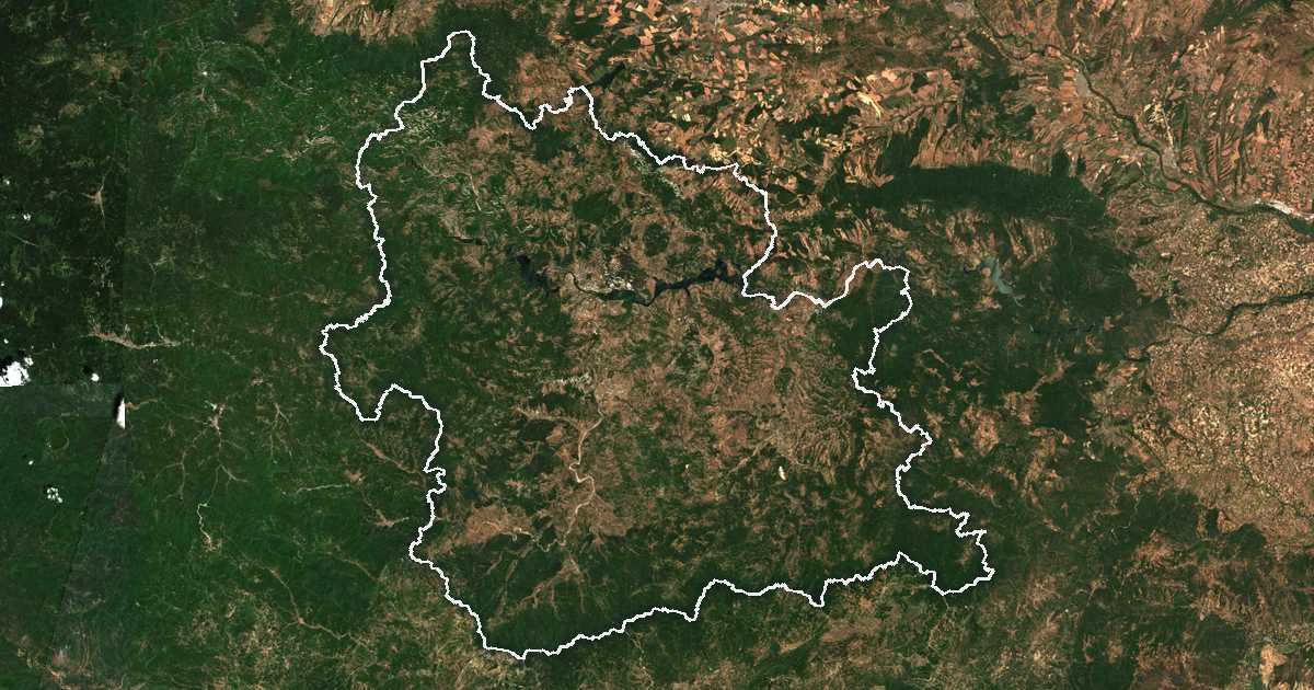 Image satellite avec la limite tracée: Kardjali