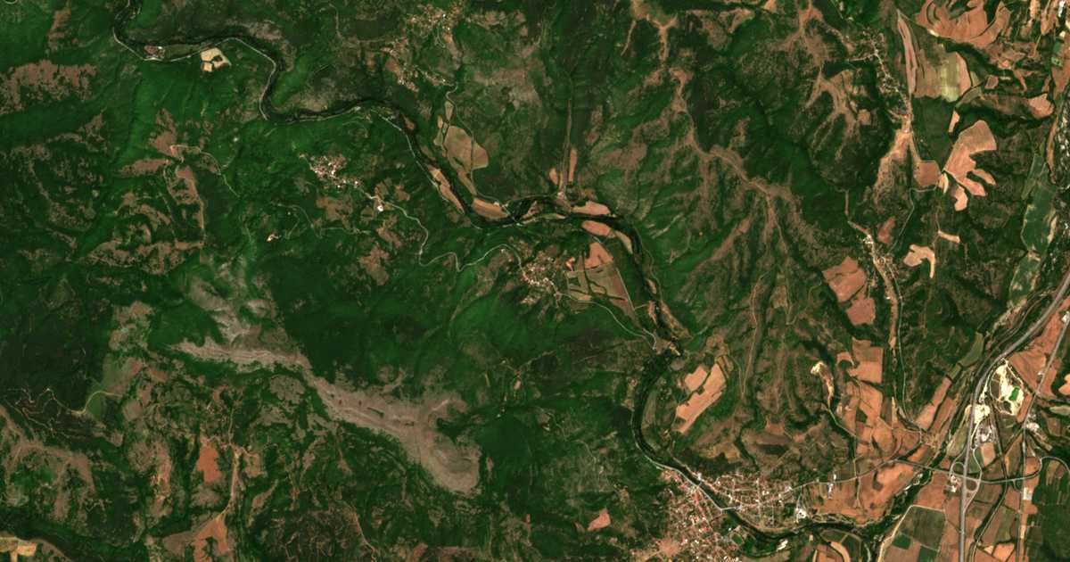 Carte satellite de Dobrovo