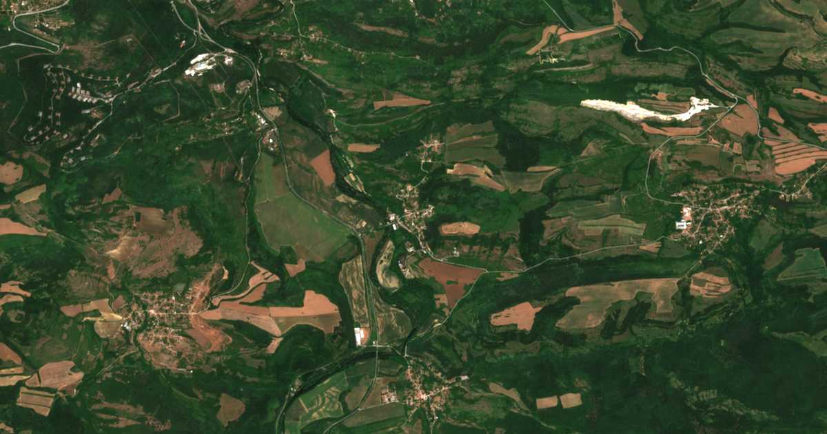 Carte satellite de Slivek