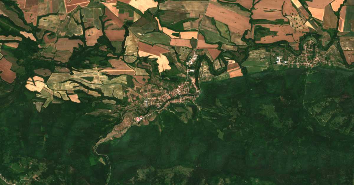 Carte satellite de Debnevo