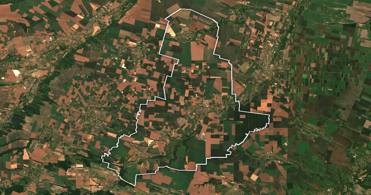 Image satellite avec la limite tracée: Yakimovo