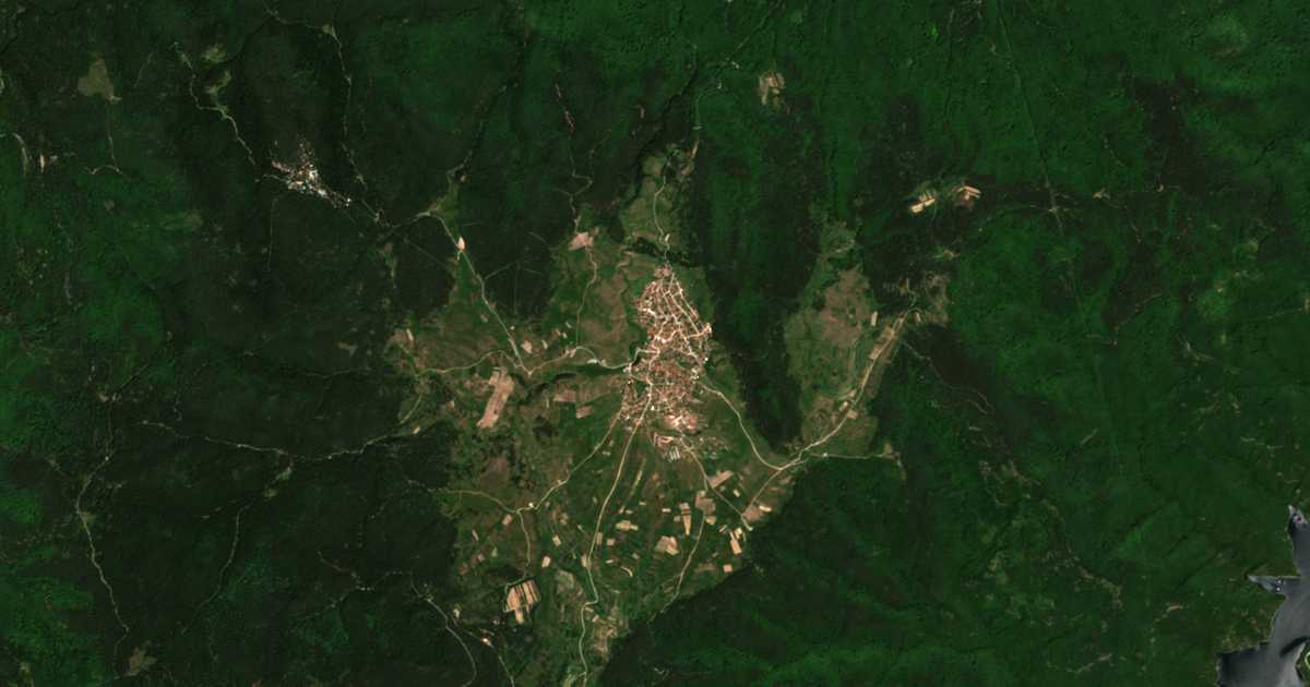 Carte satellite de Ravnogor