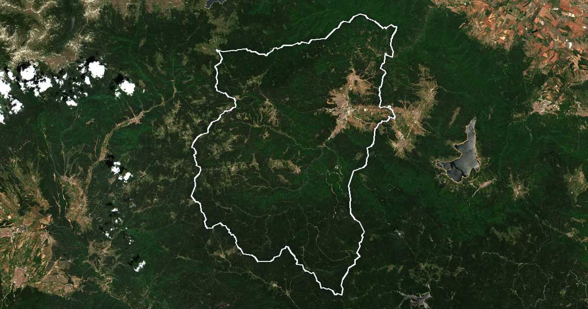 Image satellite avec la limite tracée: Velingrad