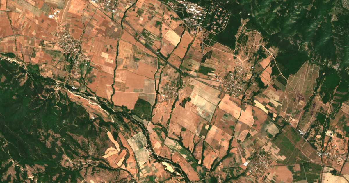 Carte satellite de Pevtsite