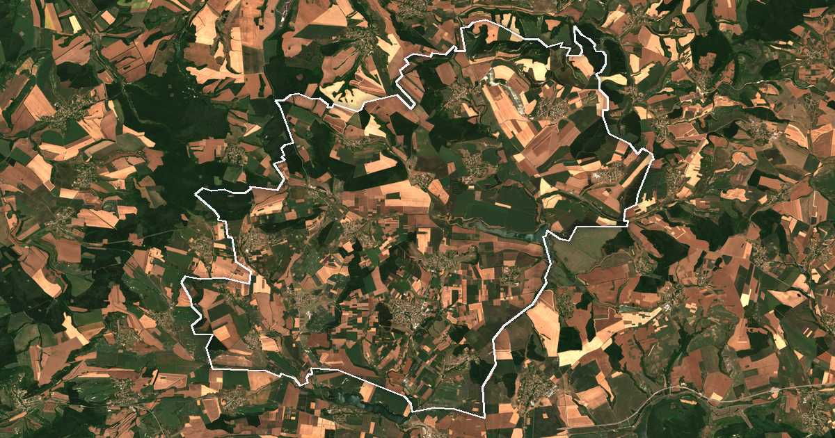 Image satellite avec la limite tracée: Loznitsa