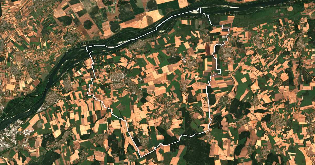 Image satellite avec la limite tracée: Slivo Polé