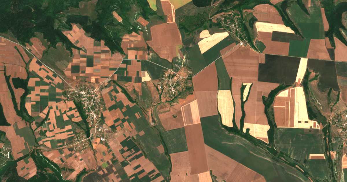 Carte satellite de Kosovo