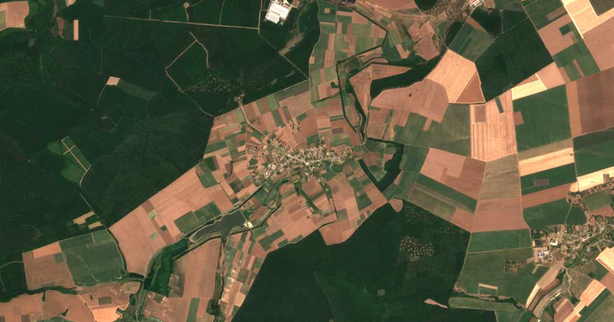 Carte satellite de Karavelovo