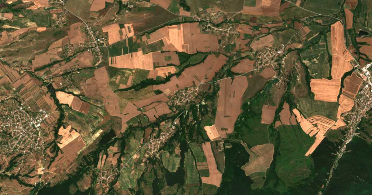 Carte satellite de Božurovo