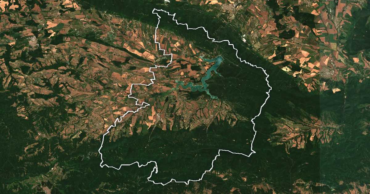 Image satellite avec la limite tracée: Varbitsa