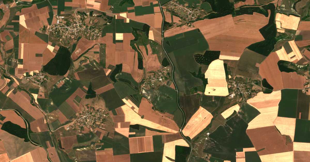 Carte satellite de Strahilitsa