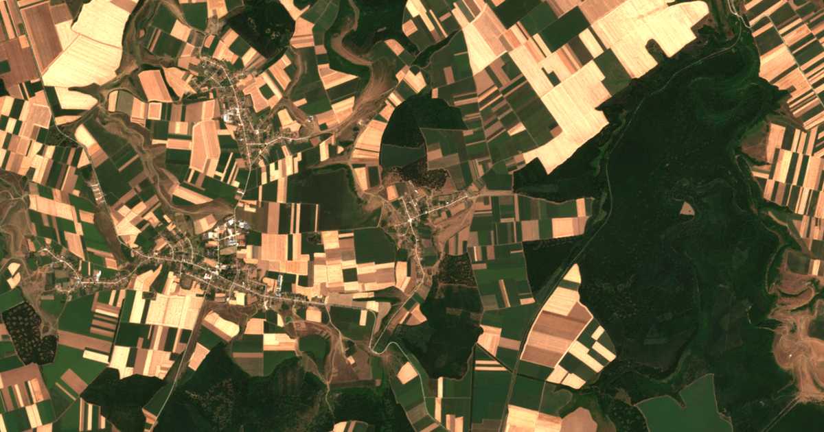 Carte satellite de Dolec