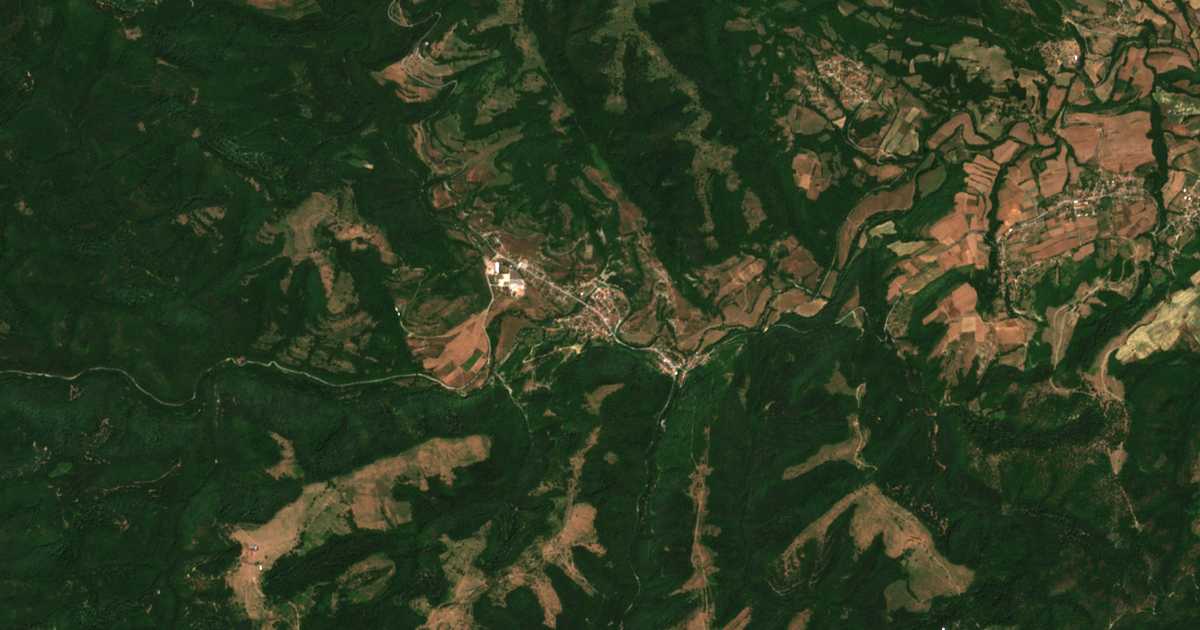 Carte satellite de Tiča