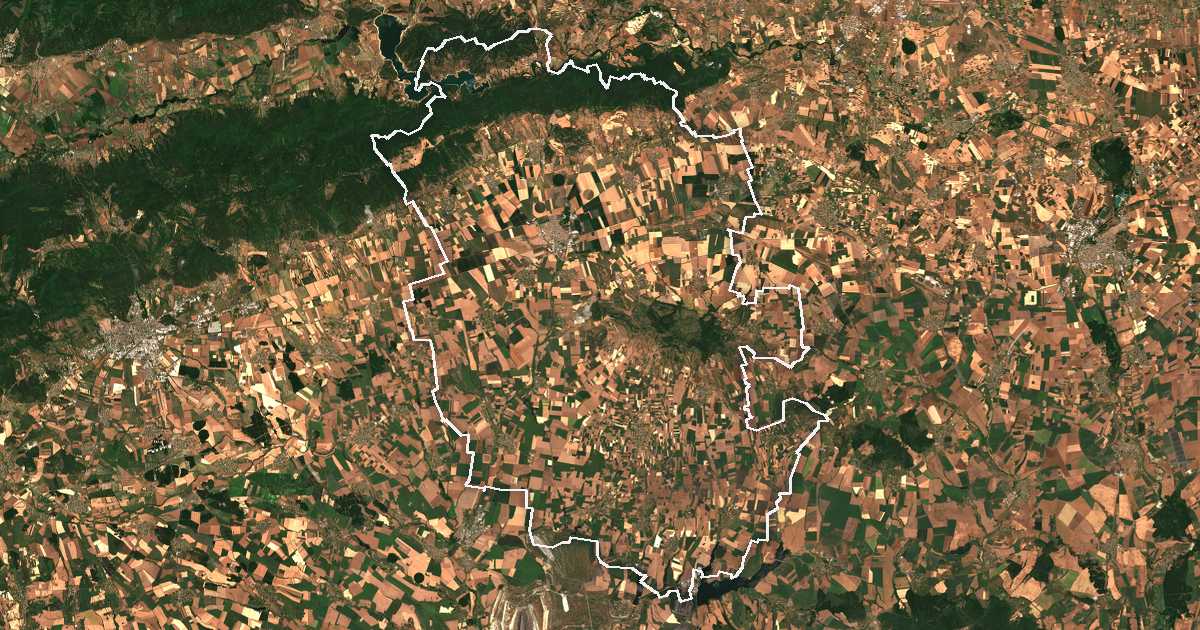 Image satellite avec la limite tracée: Nova Zagora