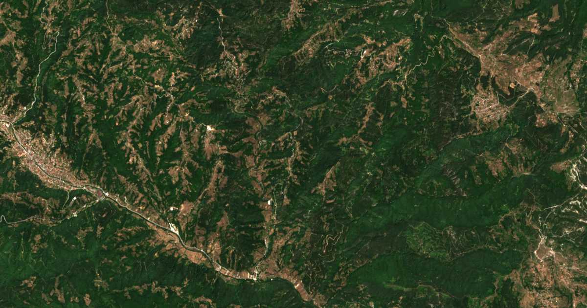 Carte satellite de Kozarka