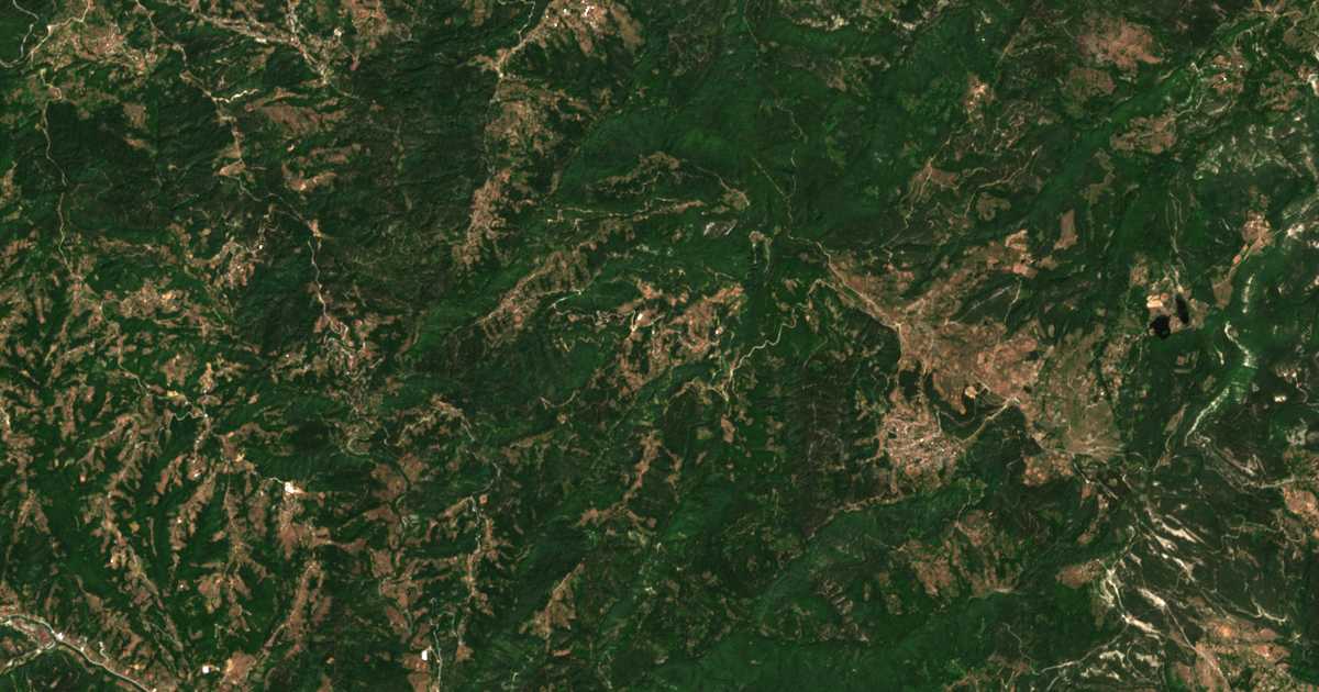 Carte satellite de Varlino