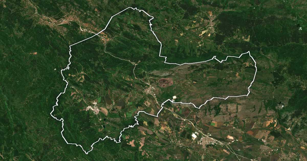 Image satellite avec la limite tracée: Dragoman