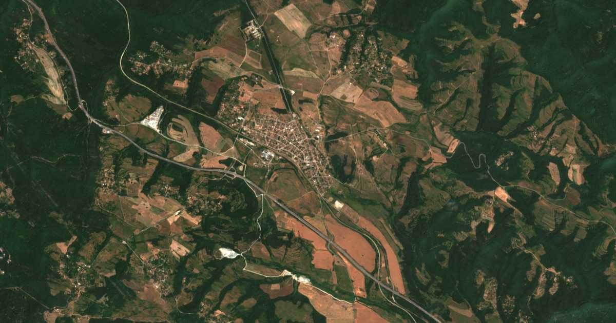 Carte satellite de Vakarel