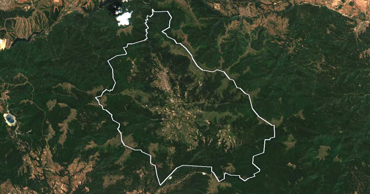 Image satellite avec la limite tracée: Koprivchtitsa