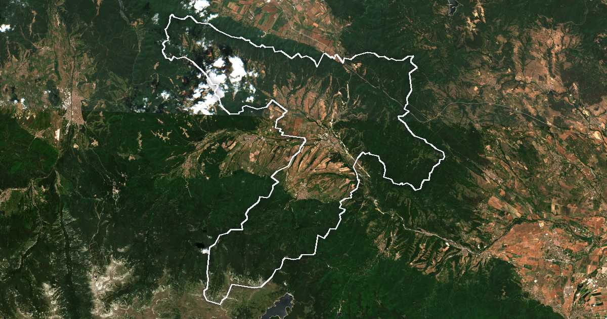 Image satellite avec la limite tracée: Kostenets