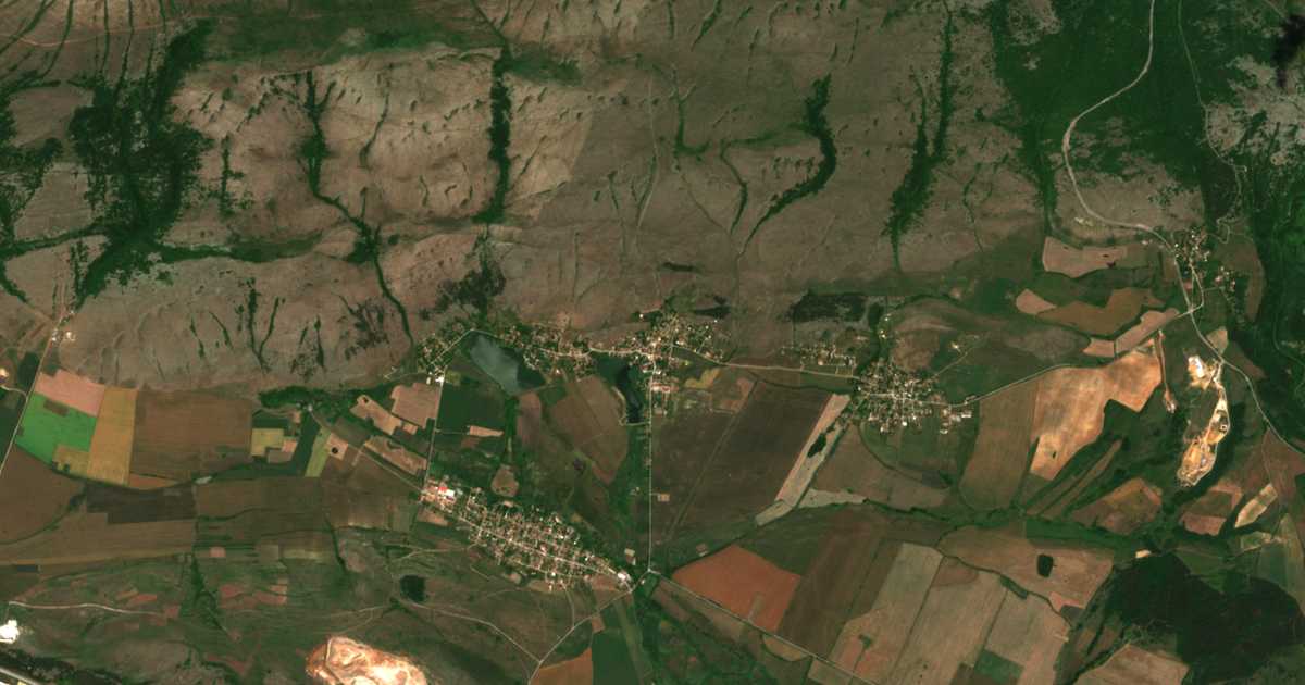 Carte satellite de Bezden