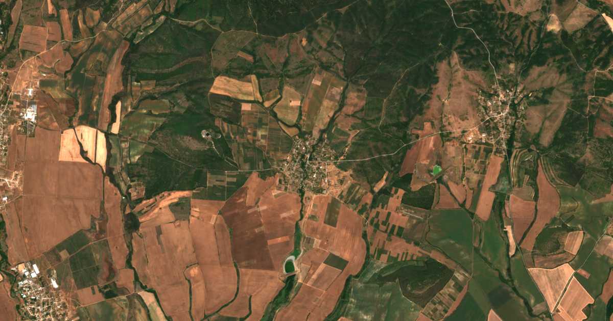 Carte satellite de Pravoslav