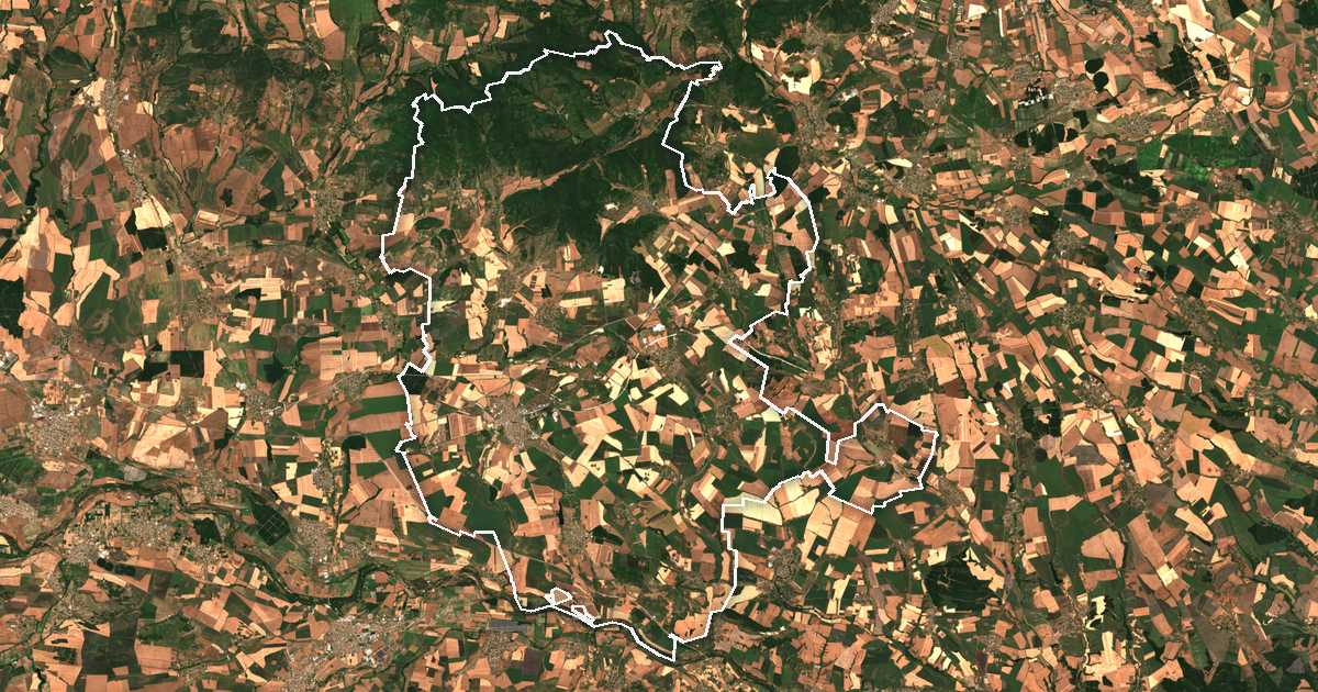 Image satellite avec la limite tracée: Tchirpan