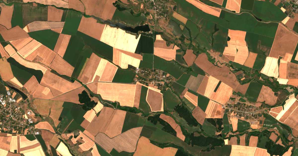 Carte satellite de Kravino