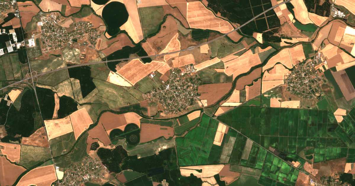 Carte satellite de Kolarovo