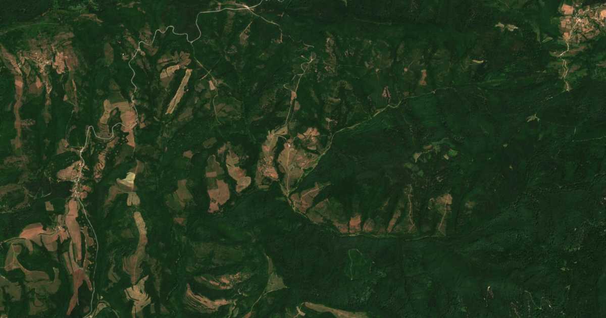 Carte satellite de Svirchovo