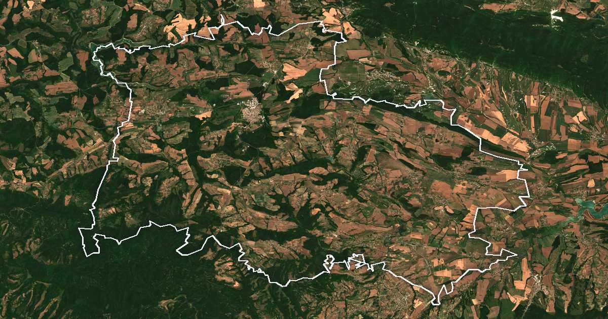 Image satellite avec la limite tracée: Omourtag