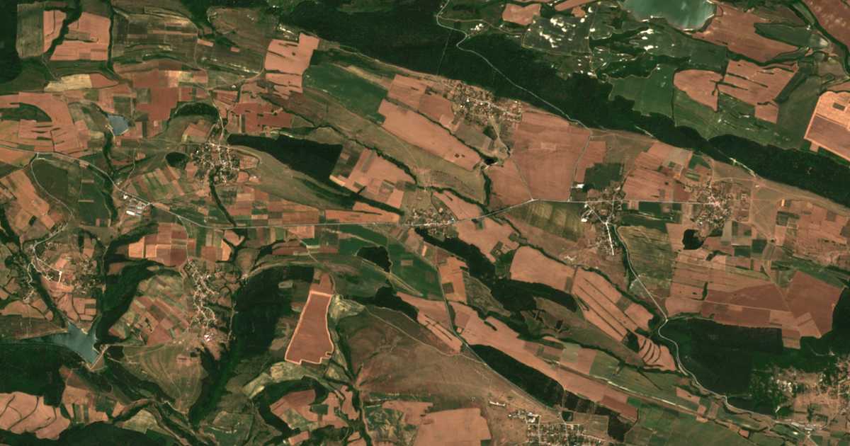 Carte satellite de Ugledno