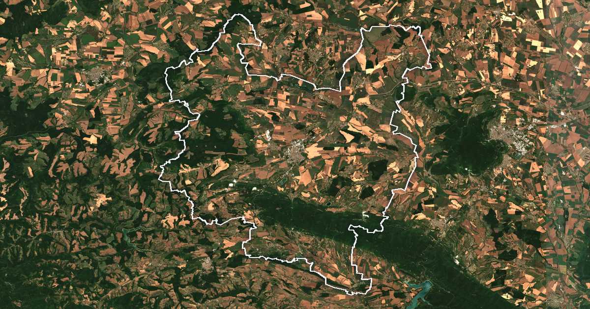 Image satellite avec la limite tracée: Targovichté
