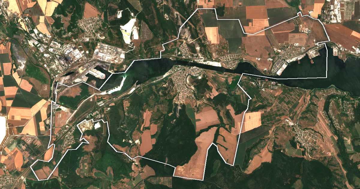 Image satellite avec la limite tracée: Beloslav